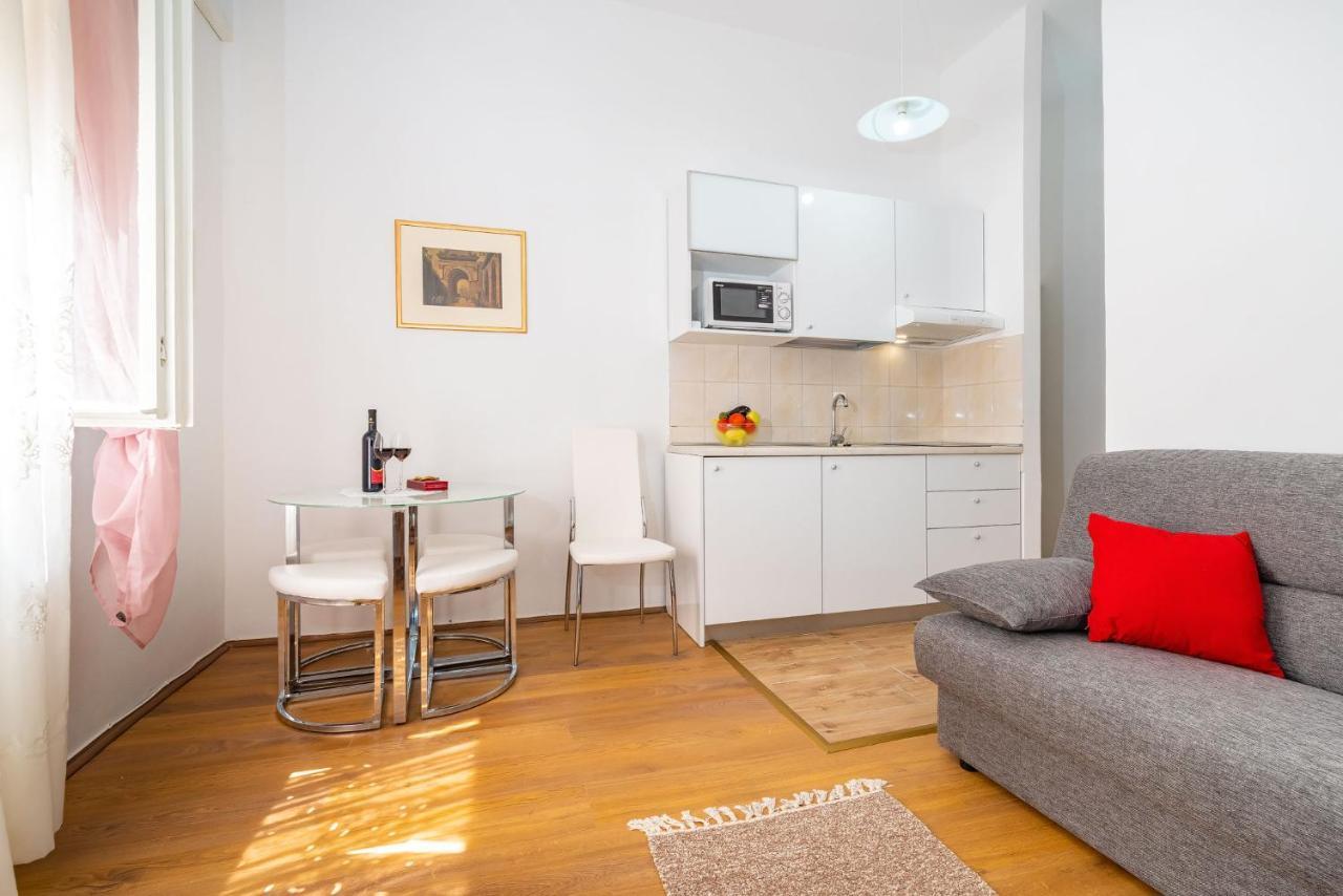 History Apartments Center Задар Екстериор снимка